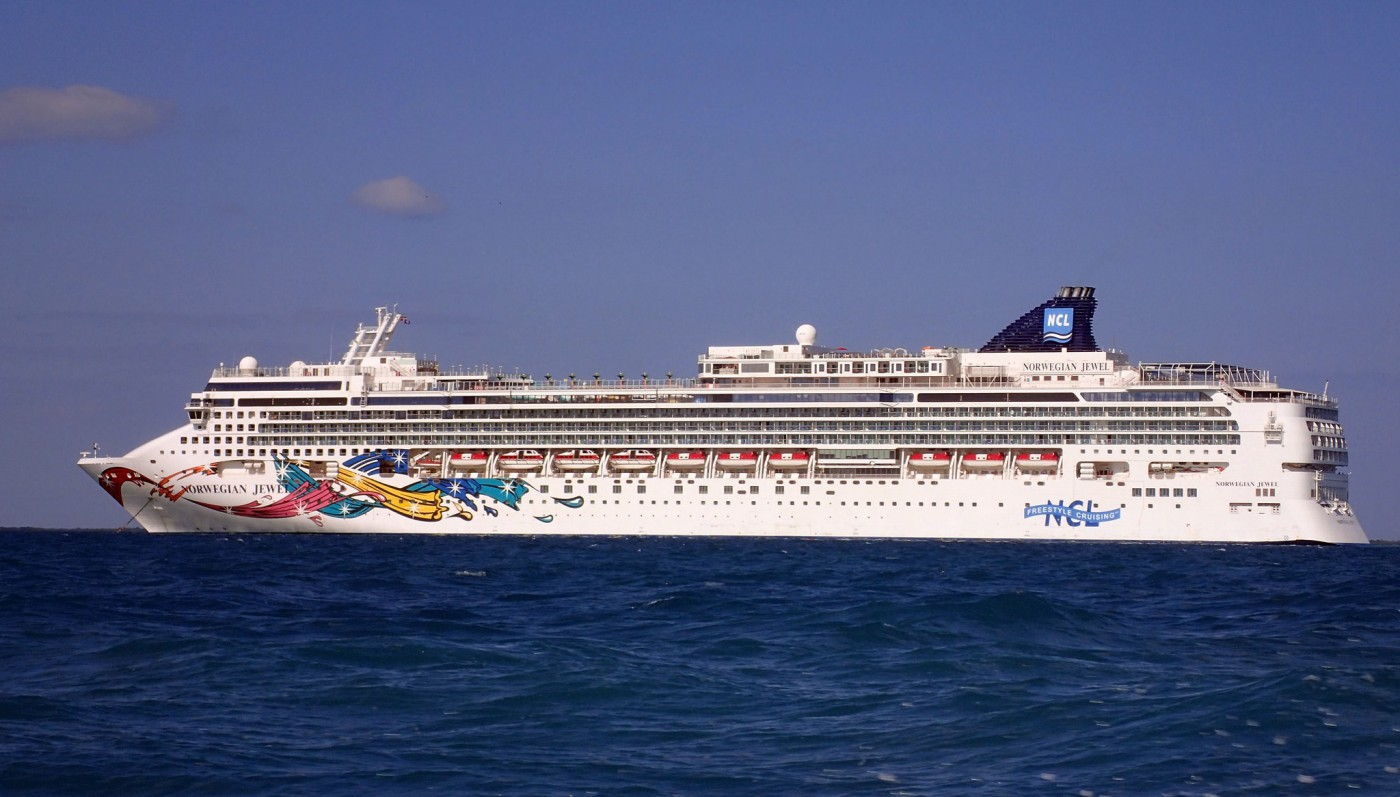 Norwegian Jewel 