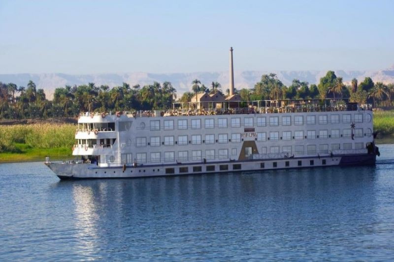 Deluxe Nile Cruise