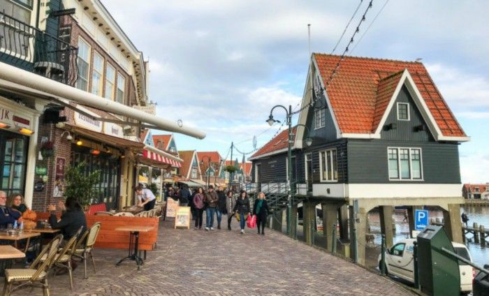 Hoorn, Volendam